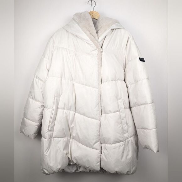 BCBGmaxazria White Puffer Winter Coat Women's Oversized XL Faux Fur Hooded Warm - Picture 1 of 16